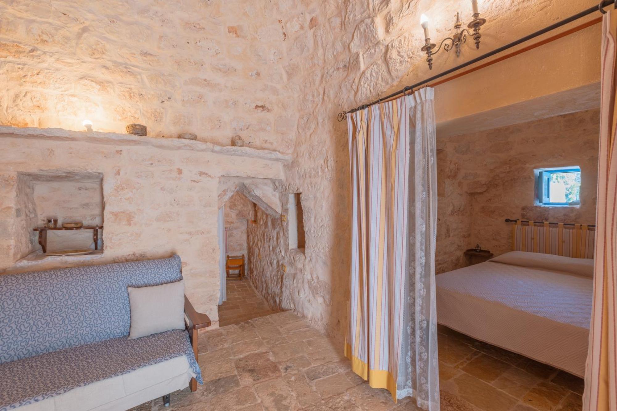 Ferienwohnung Trullo Tarantini Con Piscina Privata Latiano Exterior foto
