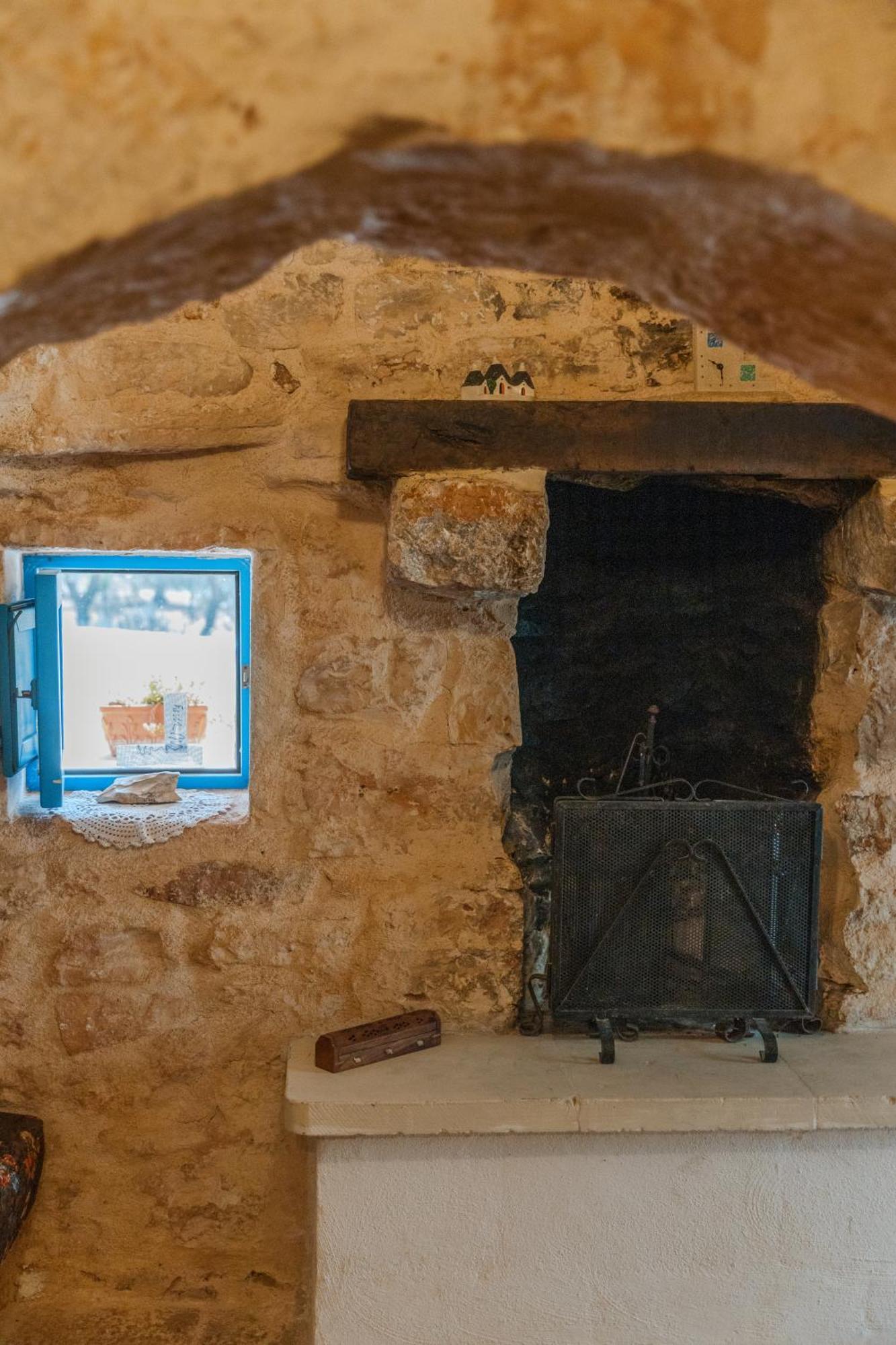 Ferienwohnung Trullo Tarantini Con Piscina Privata Latiano Exterior foto