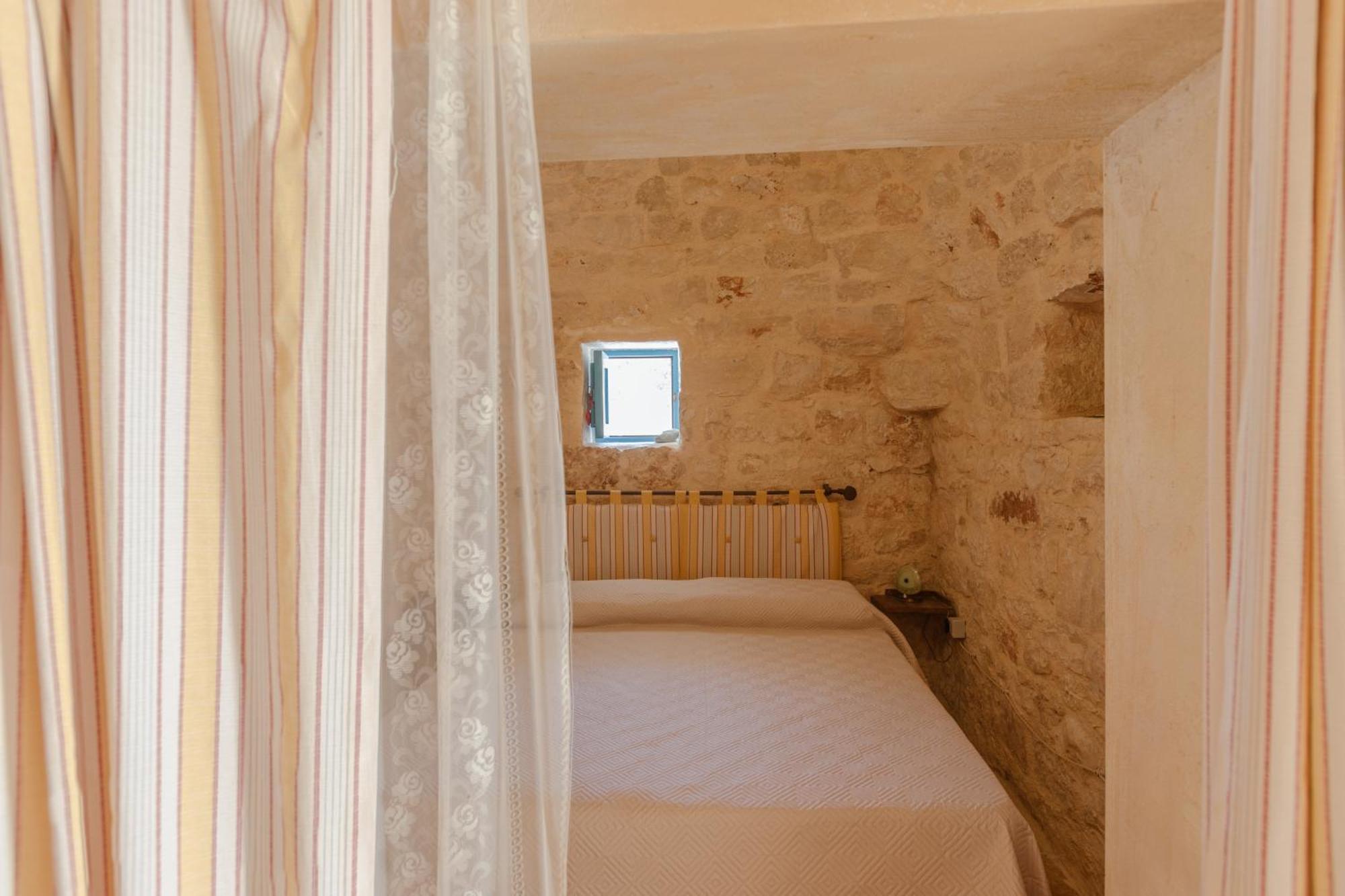 Ferienwohnung Trullo Tarantini Con Piscina Privata Latiano Exterior foto