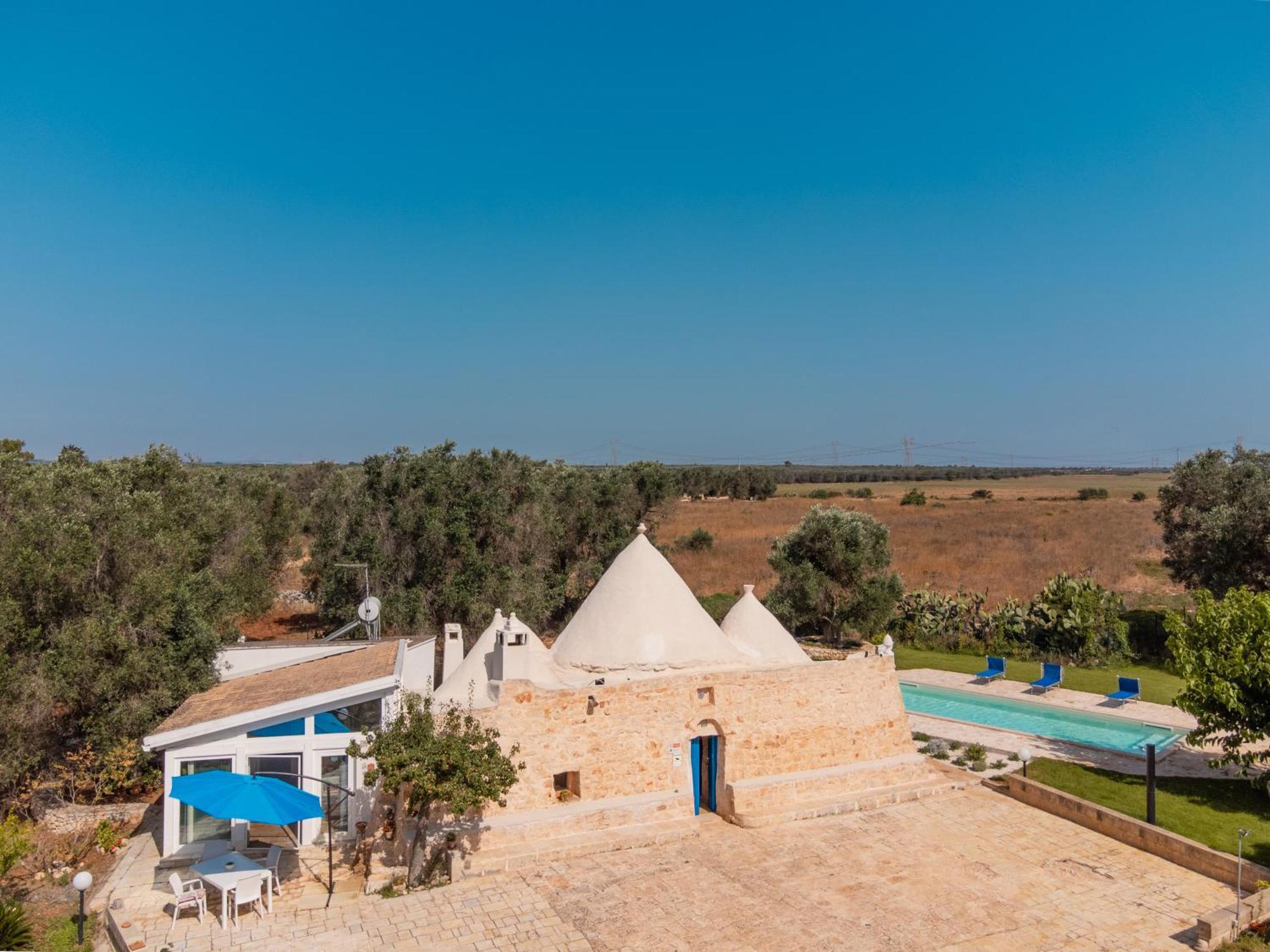 Ferienwohnung Trullo Tarantini Con Piscina Privata Latiano Exterior foto